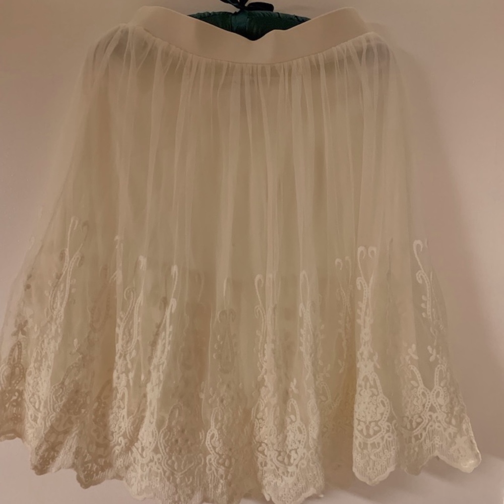 women's tulle off-white midi-skirt